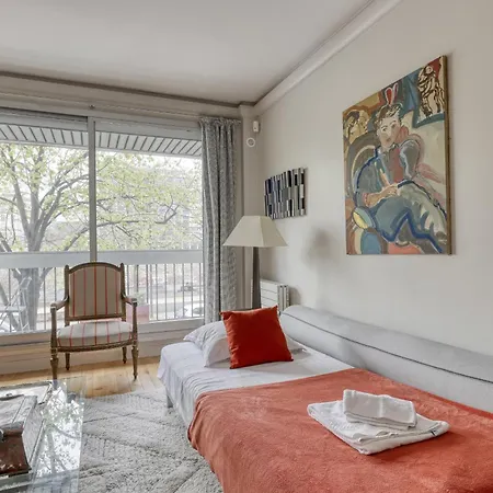 Luminous & Modern Flat With Balcony Paris-bastille Apartament Paryż