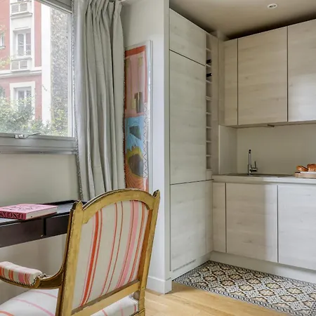 Luminous & Modern Flat With Balcony Paris-bastille