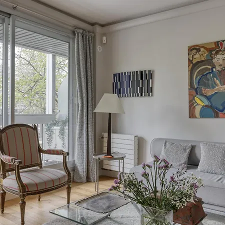 Апартаменты Luminous & Modern Flat With Balcony Paris-bastille